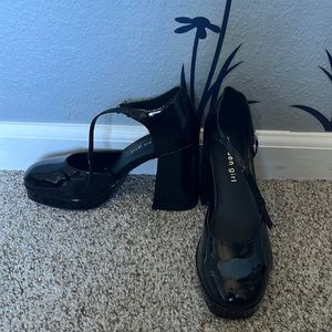 Madden Girl Unaa Sandal